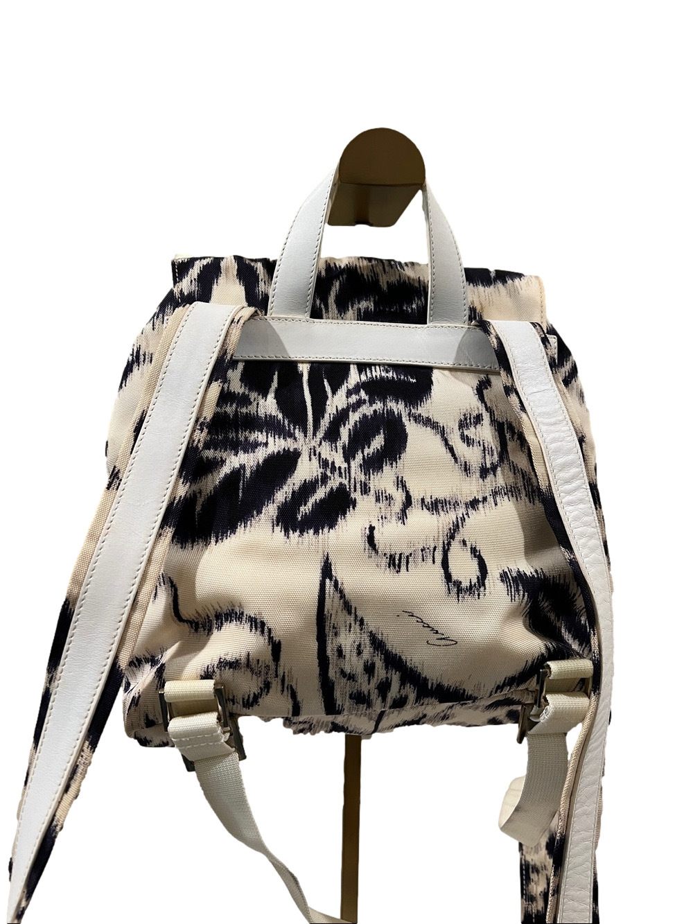 Gucci Floral Cream and Black Backpack EUC - Picture 4 of 16